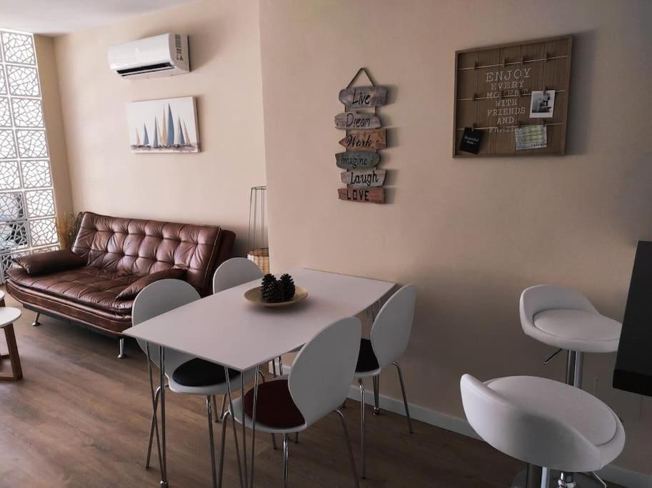 Estudio Centrico En Torremolinos Kültér fotó